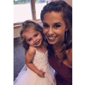 Meet your Posher, Hallie